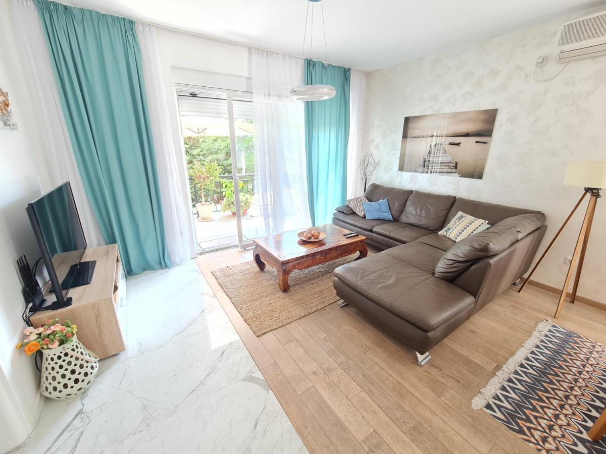 Apartments Tivat Extérieur photo